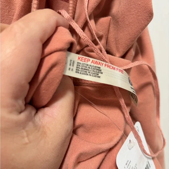 FP Movement Hot Shot Onesie NWT size Small in Petal Pink One Piece Jumpsuit - Picture 8 of 11